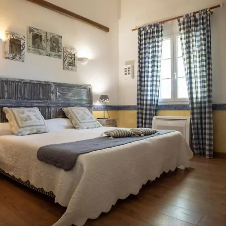 Bed & Breakfast Domaine De Saint Jean Bizanet