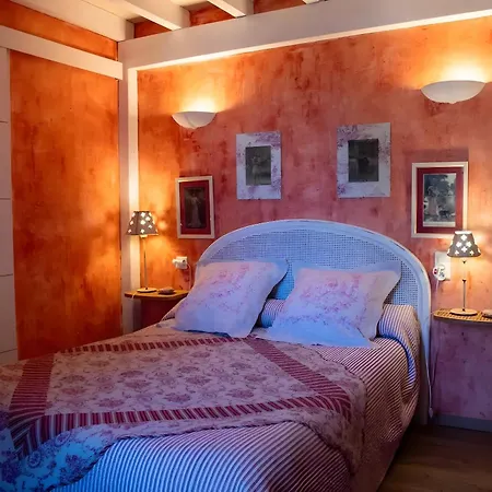Domaine De Saint Jean 3*